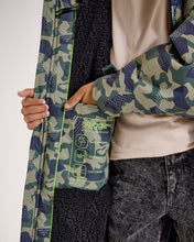 Load image into Gallery viewer, Snuggz Kids Lite Green Camo Changing Robe