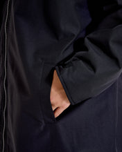 Load image into Gallery viewer, Snuggz Lite Black Changing Robe with Blue or Pink Borg