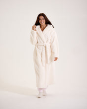 Load image into Gallery viewer, Snuggz Cream Zigzag Borg Sherpa Dressing Gown
