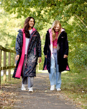 Load image into Gallery viewer, Snuggz Women Original Animal Print Changing Robe