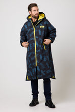 Load image into Gallery viewer, Snuggz Original Boys Batman Changing Robe