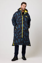 Load image into Gallery viewer, Snuggz Original Boys Batman Changing Robe