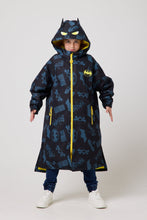 Load image into Gallery viewer, Snuggz Original Boys Batman Changing Robe