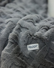 Load image into Gallery viewer, Snuggz Diamond Textured Grey Faux Fur Blanket