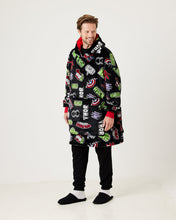 Load image into Gallery viewer, Snuggz Original Kids Marvel Hooded Blanket