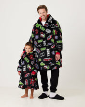Load image into Gallery viewer, Snuggz Original Kids Marvel Hooded Blanket