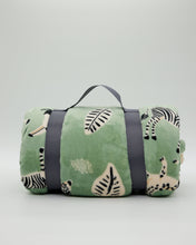 Load image into Gallery viewer, Snuggz Safari Cosy Throw Blanket