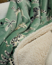Load image into Gallery viewer, Snuggz Safari Cosy Throw Blanket