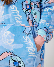 Load image into Gallery viewer, Snuggz Kids Stitch Snuggz Original Hooded Blanket