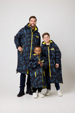 Load image into Gallery viewer, Snuggz Original Boys Batman Changing Robe