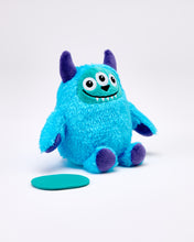 Load image into Gallery viewer, Snuggz Kids Monkey Shoulder Pal
