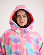 Load image into Gallery viewer, Snuggz Women Lite Rainbow Star Print Changing Robe
