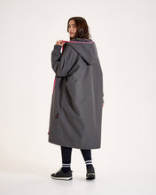 Load image into Gallery viewer, Snuggz Women Original Reversible Leopard Print Changing Robe
