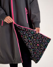 Load image into Gallery viewer, Snuggz Women Original Reversible Leopard Print Changing Robe
