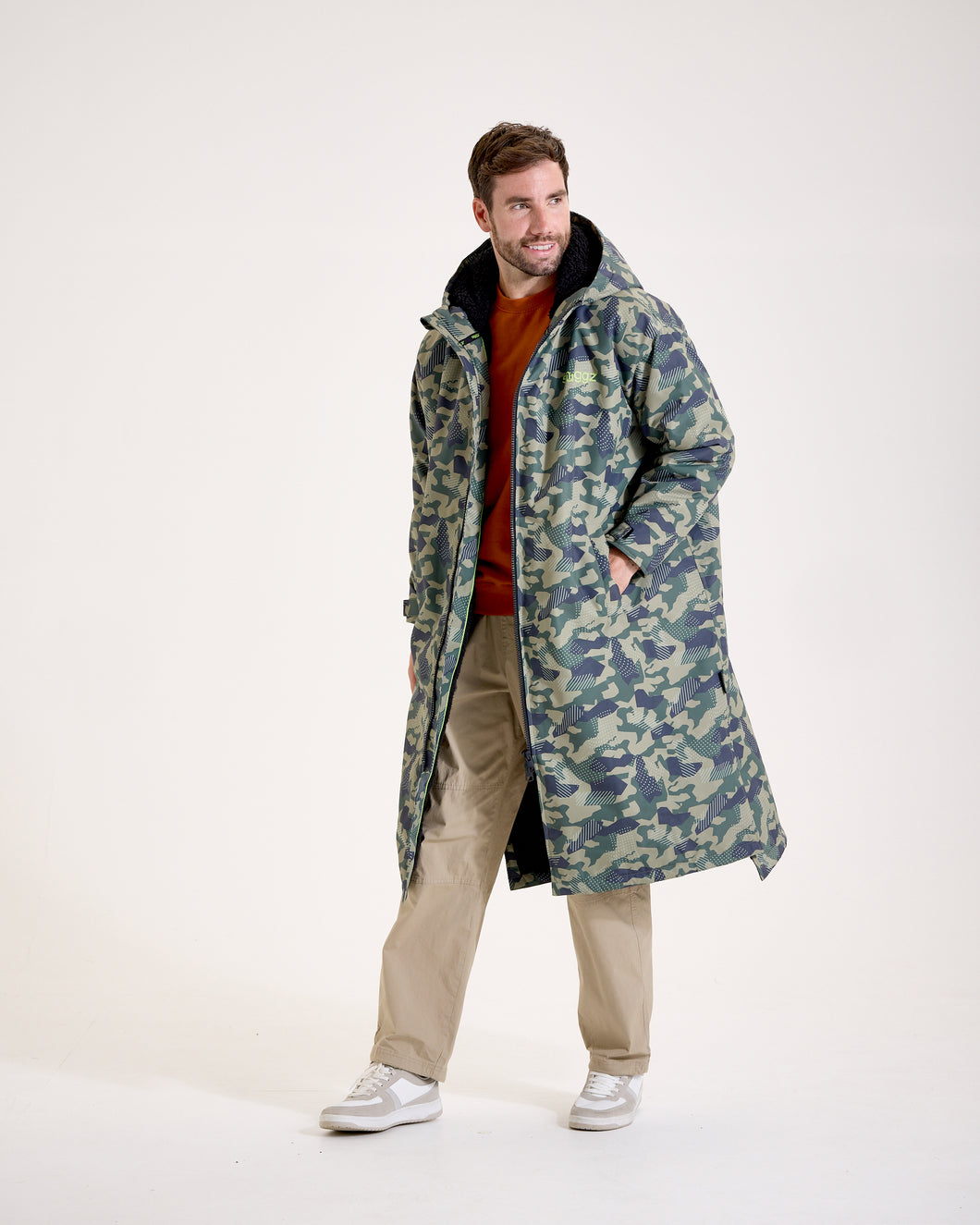 Snuggz Men Lite Green Camo Changing Robe