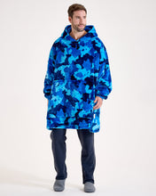 Load image into Gallery viewer, Snuggz Men Original Blue Camo Hooded Blanket
