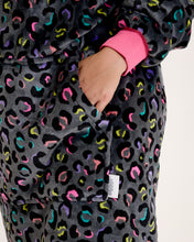 Load image into Gallery viewer, Snuggz Women Original Leopard Print Hooded Blanket.
