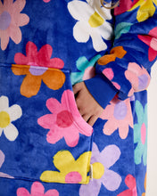 Load image into Gallery viewer, Snuggz Kids Original Blue Flower Power Hooded Blanket
