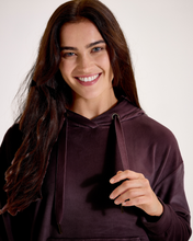 Load image into Gallery viewer, Snuggz Women Mulberry Velour Loungewear Set
