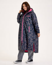 Load image into Gallery viewer, Snuggz Women Original Animal Print Changing Robe
