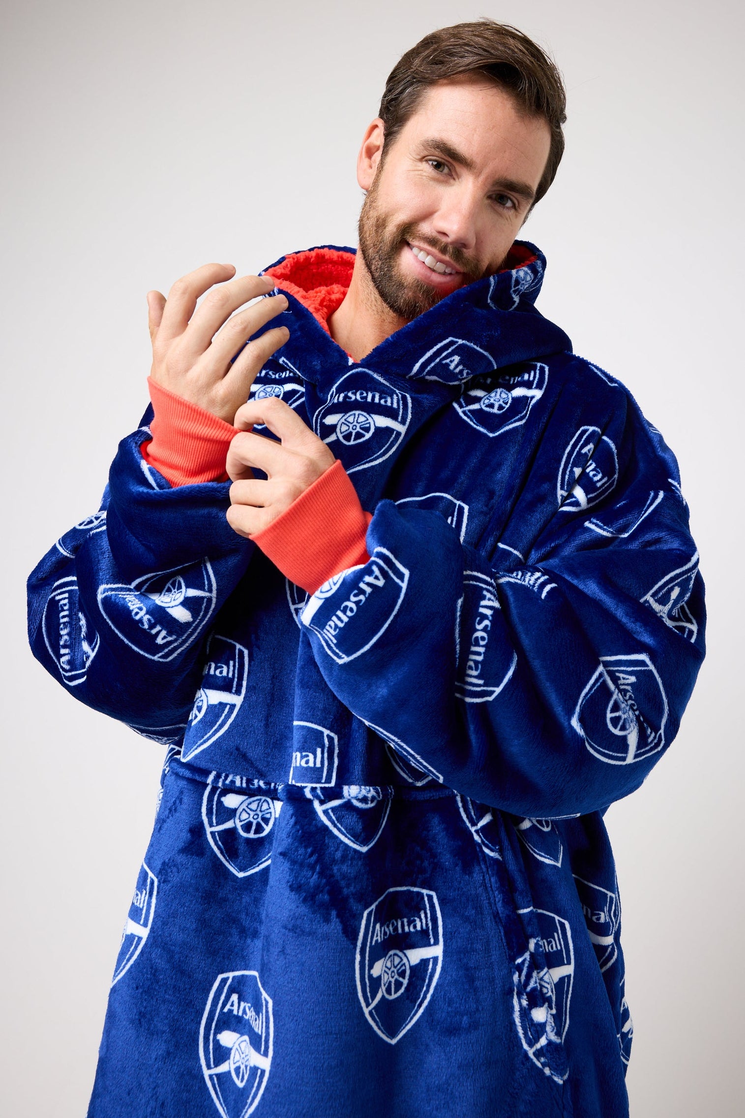 Snuggz Original Adults Arsenal Football Hooded Blanket