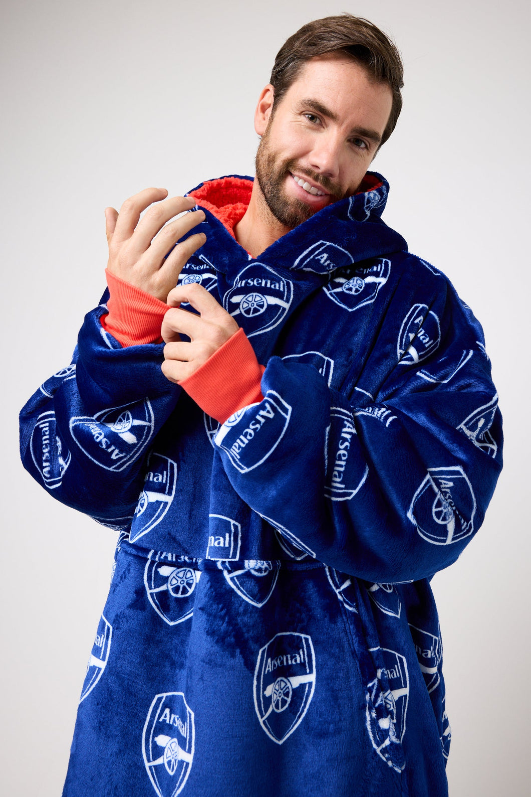 Snuggz Original Adults Arsenal Football Hooded Blanket