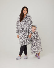 Load image into Gallery viewer, Snuggz Lite - Cat Pocket Pal Hooded Blanket for Kids
