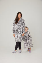 Load image into Gallery viewer, Snuggz Lite - Cat Pocket Pal Hooded Blanket for Kids
