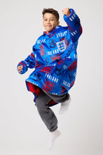 Load image into Gallery viewer, Snuggz Original Kids England Football Hooded Blanket
