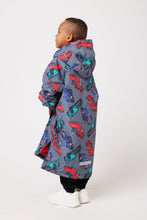 Load image into Gallery viewer, Snuggz Lite Boys Hot Wheels Changing Robe
