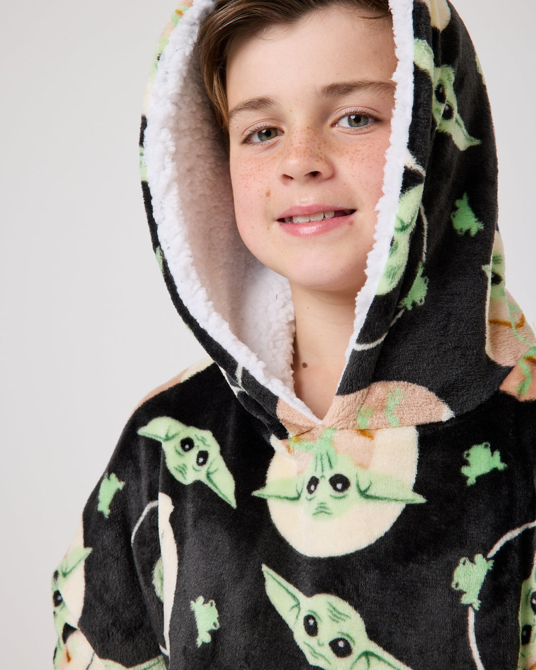 Snuggz Lite Kids Mandalorian Star Wars Hooded Blanket