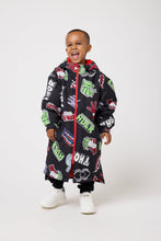 Load image into Gallery viewer, Snuggz Lite Boys Marvel Changing Robe
