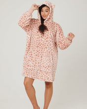 Load image into Gallery viewer, Snuggz Original - Giraffe Hooded Blanket for Kids
