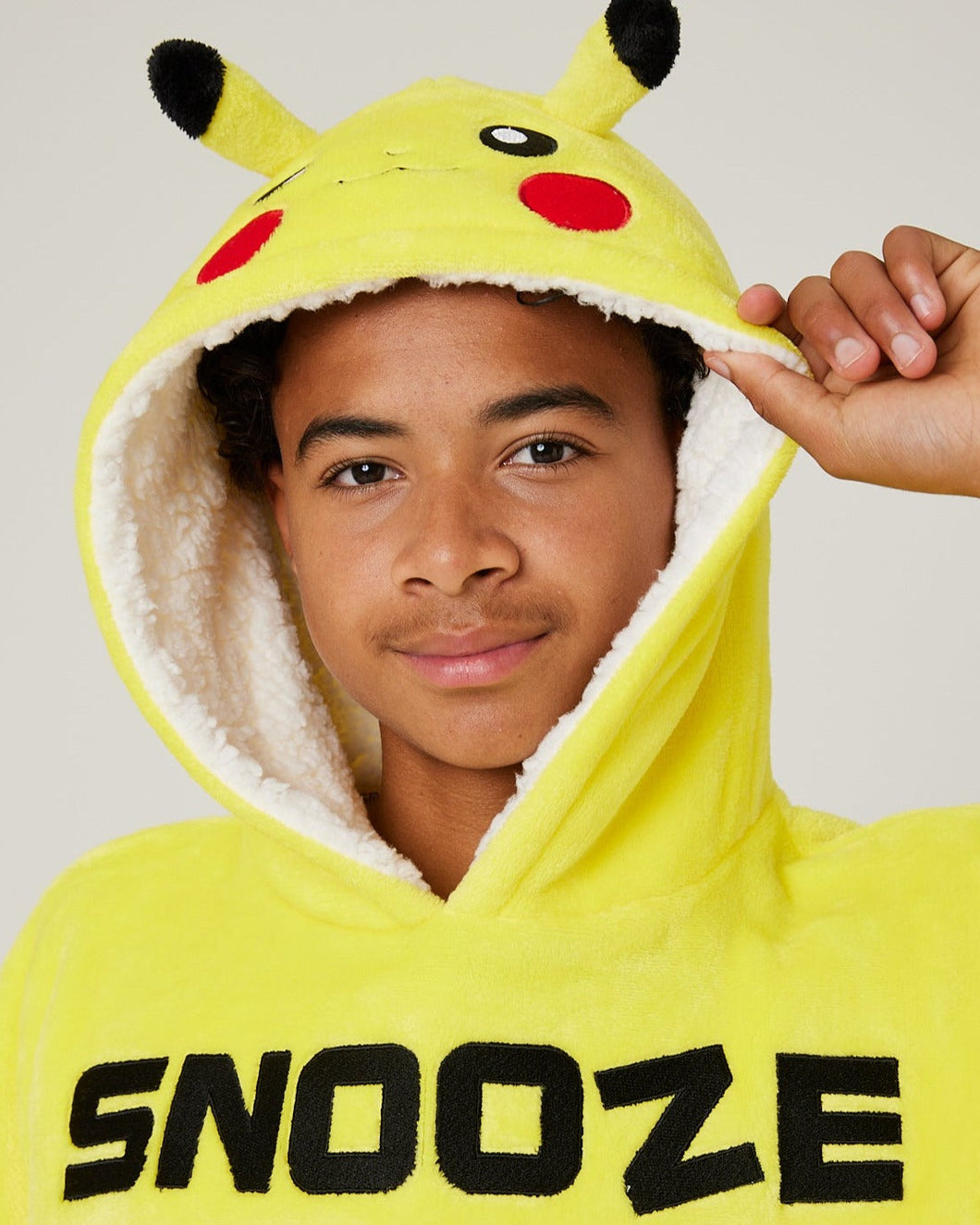 Snuggz Kids Lite Pokemon Pikachu Hooded Blanket