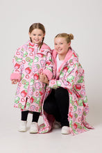 Load image into Gallery viewer, Snuggz Lite Girls Squishmallows Changing Robe
