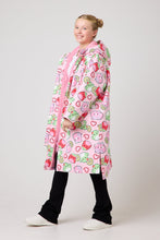 Load image into Gallery viewer, Snuggz Lite Girls Squishmallows Changing Robe
