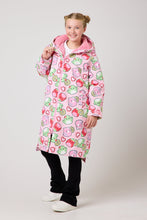 Load image into Gallery viewer, Snuggz Lite Girls Squishmallows Changing Robe
