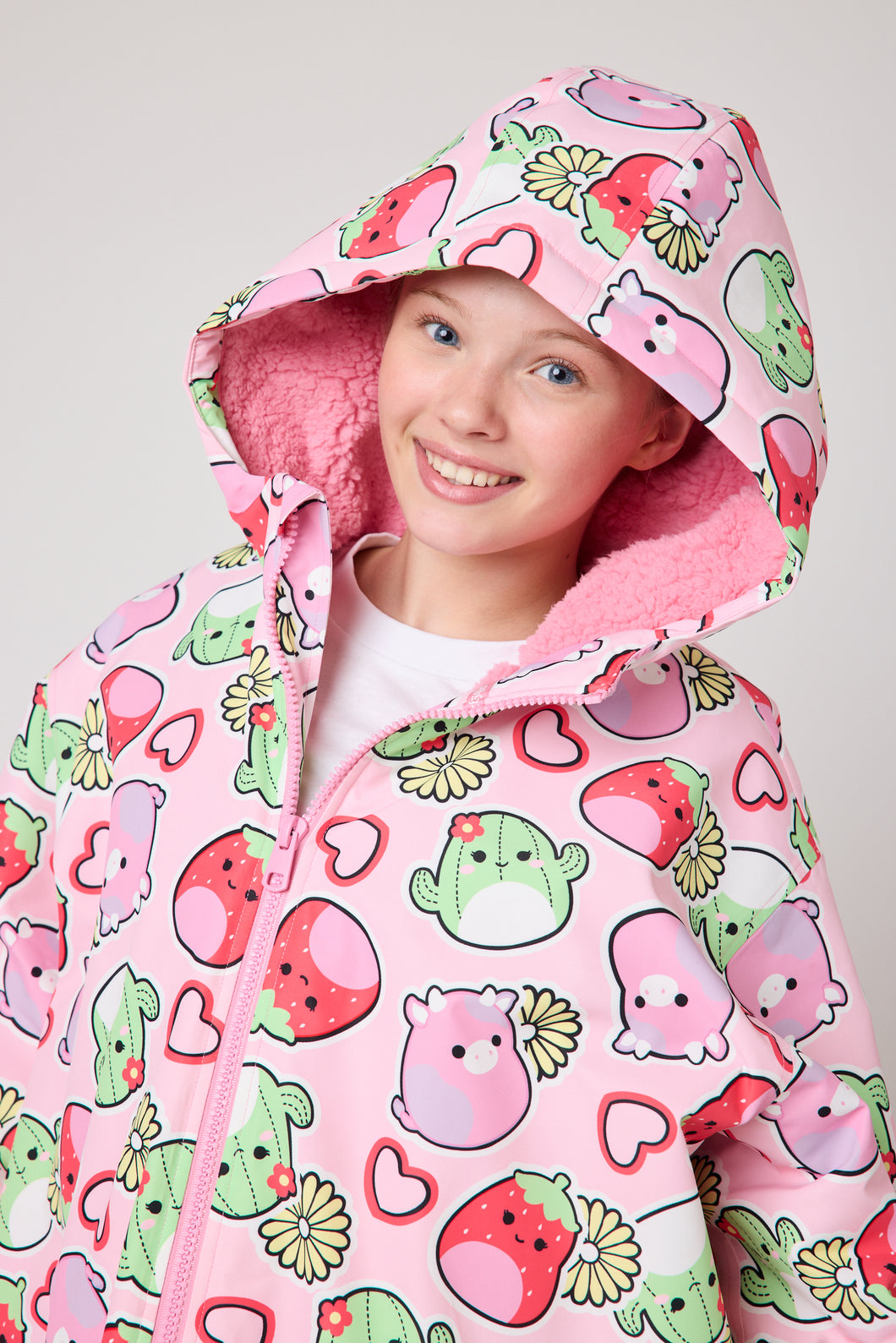 Snuggz Lite Girls Squishmallows Changing Robe