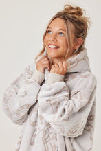 Load image into Gallery viewer, Snuggz Lite - Snow Leopard Hooded Blanket for Kids
