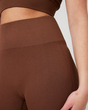 Load image into Gallery viewer, SnuggzFit Seamless Activewear Set with High-Waisted Legging
