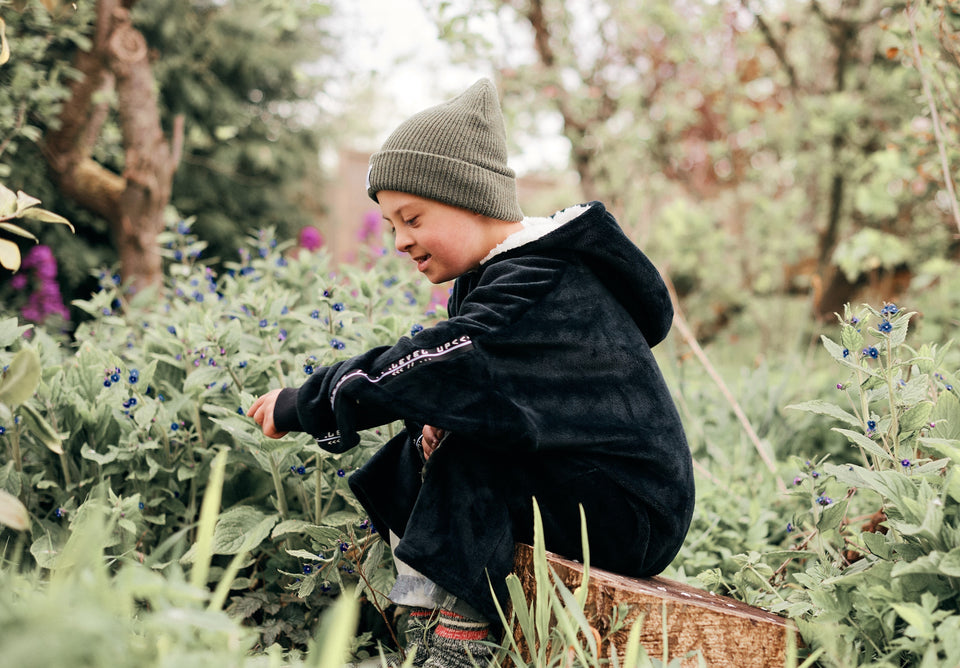 Our oversized hooded blankets are perfect to explore the great outdoors in, whether camping or outdoor play, we'll have the perfect partner to keep you warm, cosy and dry!