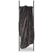 Load image into Gallery viewer, Snuggz Cosy Throw

