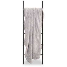 Load image into Gallery viewer, Snuggz Cosy Throw
