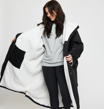 Load image into Gallery viewer, Snuggz Black Changing Robe Parka for Kids
